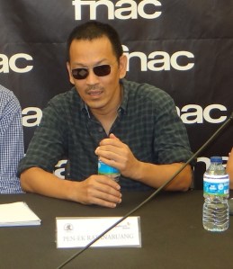 Pen-Ek respondiendo en el post-screening