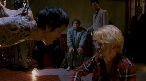 Muestra de una de las lindezas observables en la película.