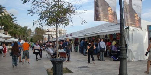 Los clásicos puestecitos frente a la playa.