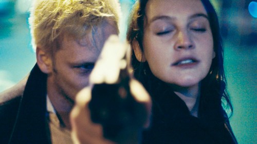 Acción en parada constante.