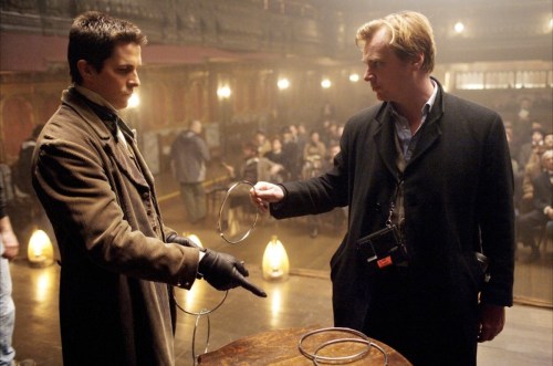 Marcando a Christian Bale.