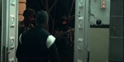 Militares de visita sorpresa.