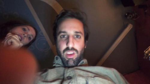 el-pobre-iphone-soporta-a-su-dueno-en-cualquier